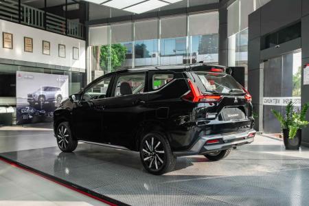 Mitsubishi Xpander PremiumXpander Premium màu đen (11)-min