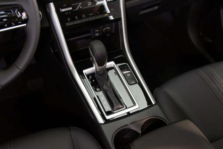 Mitsubishi Xpander PremiumXpander Premium màu đen (16)-min